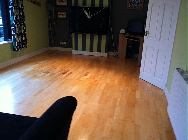 Laminate floor after treatment